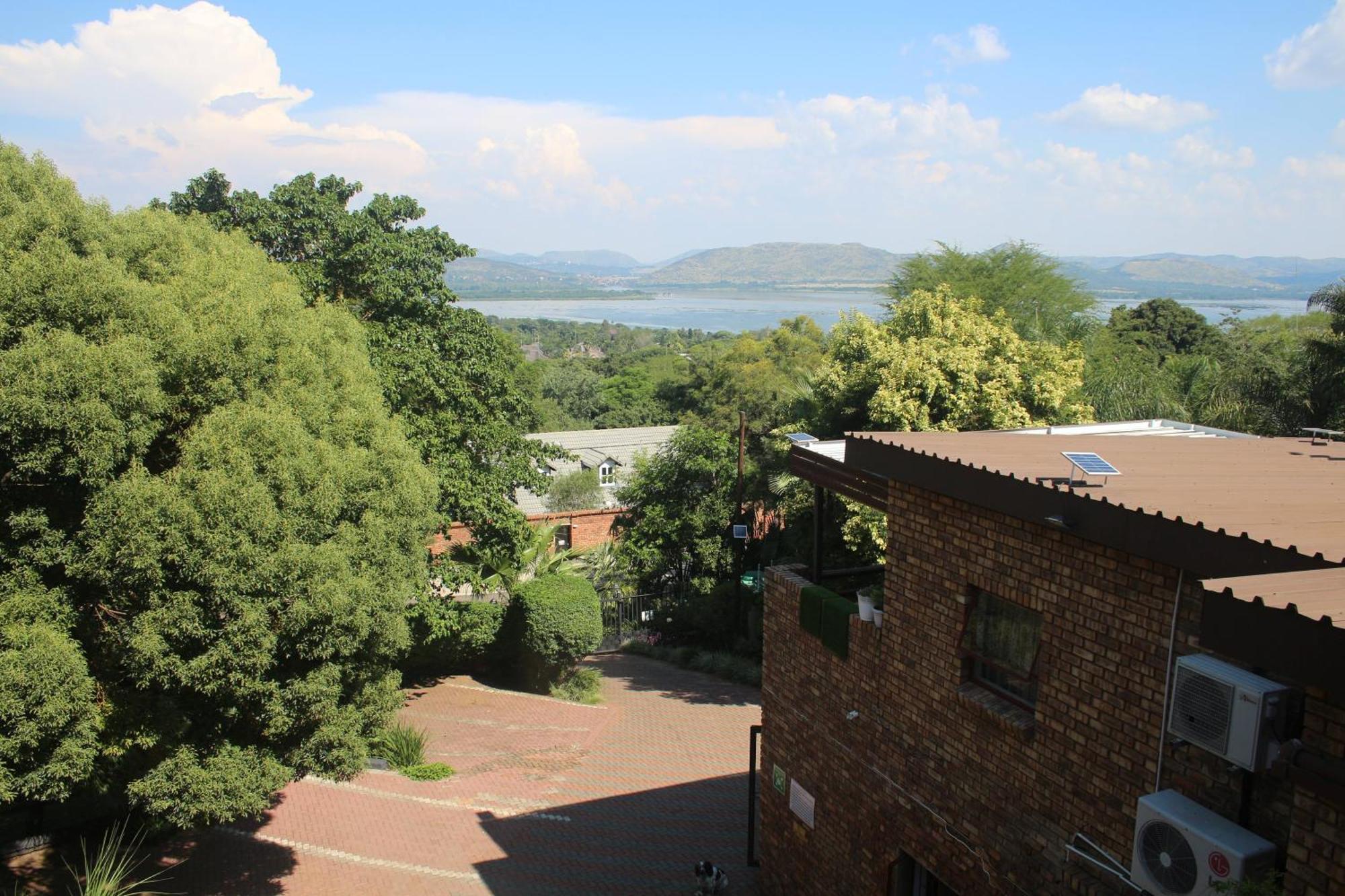Belle Vue Guesthouse Hartbeespoort Eksteriør bilde