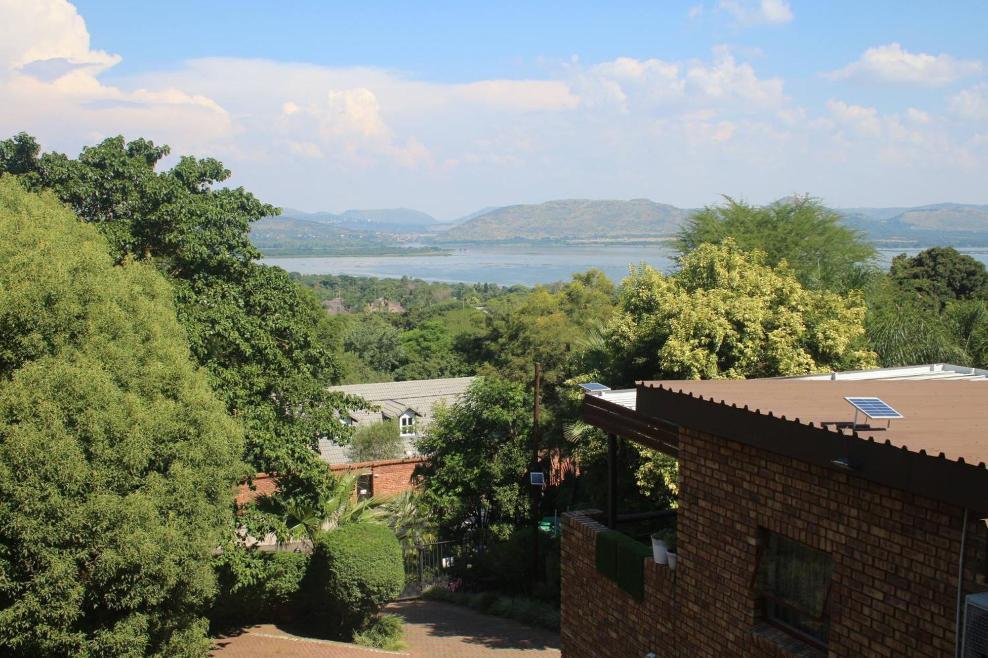 Belle Vue Guesthouse Hartbeespoort Eksteriør bilde