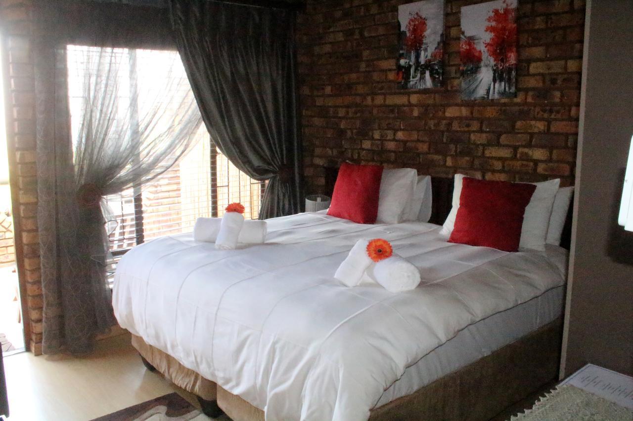 Belle Vue Guesthouse Hartbeespoort Eksteriør bilde