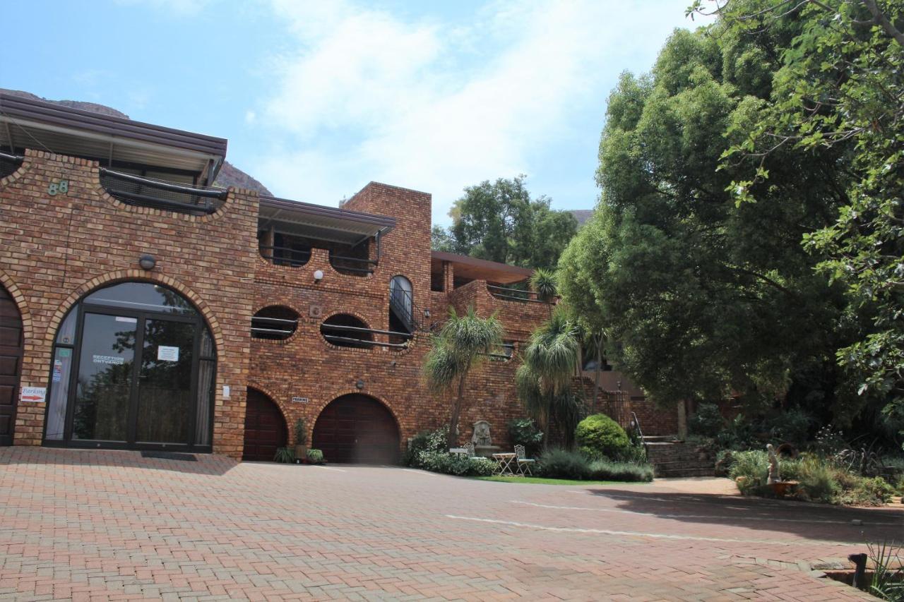 Belle Vue Guesthouse Hartbeespoort Eksteriør bilde