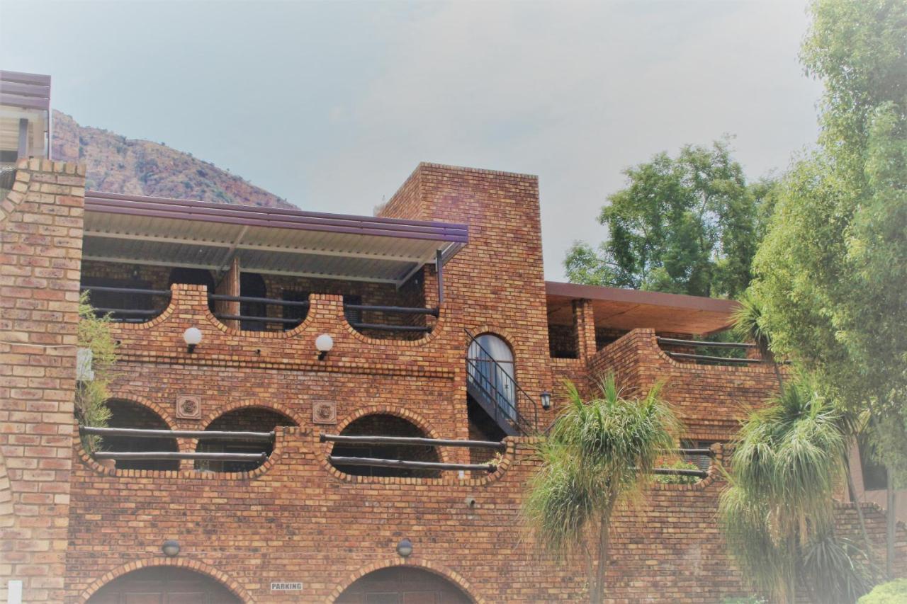 Belle Vue Guesthouse Hartbeespoort Eksteriør bilde